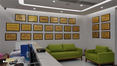 如何实现饮料地域特色与国际化融合